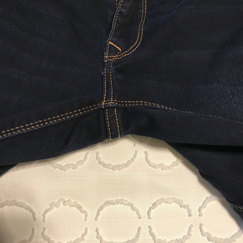 Express Denim - Picture 3 of 8